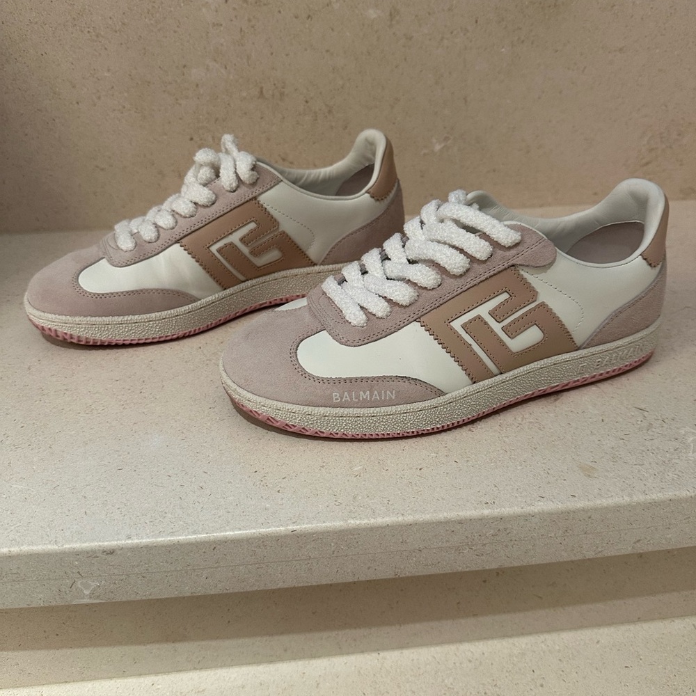 Balmain Swan Trainer Sneakers Tan Cream